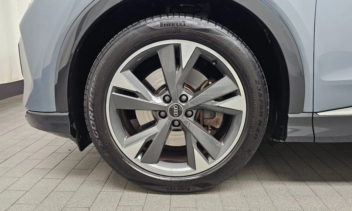 Audi Q4 e-tron 2022 из KR, фото 6