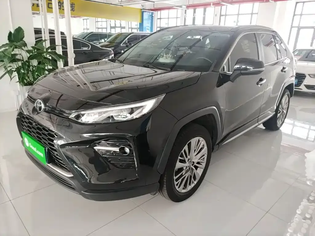 Toyota Wildlander — фото 1