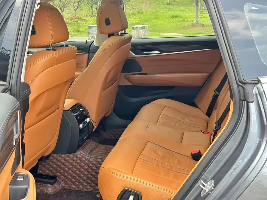 BMW 6 Series GT — фото 2