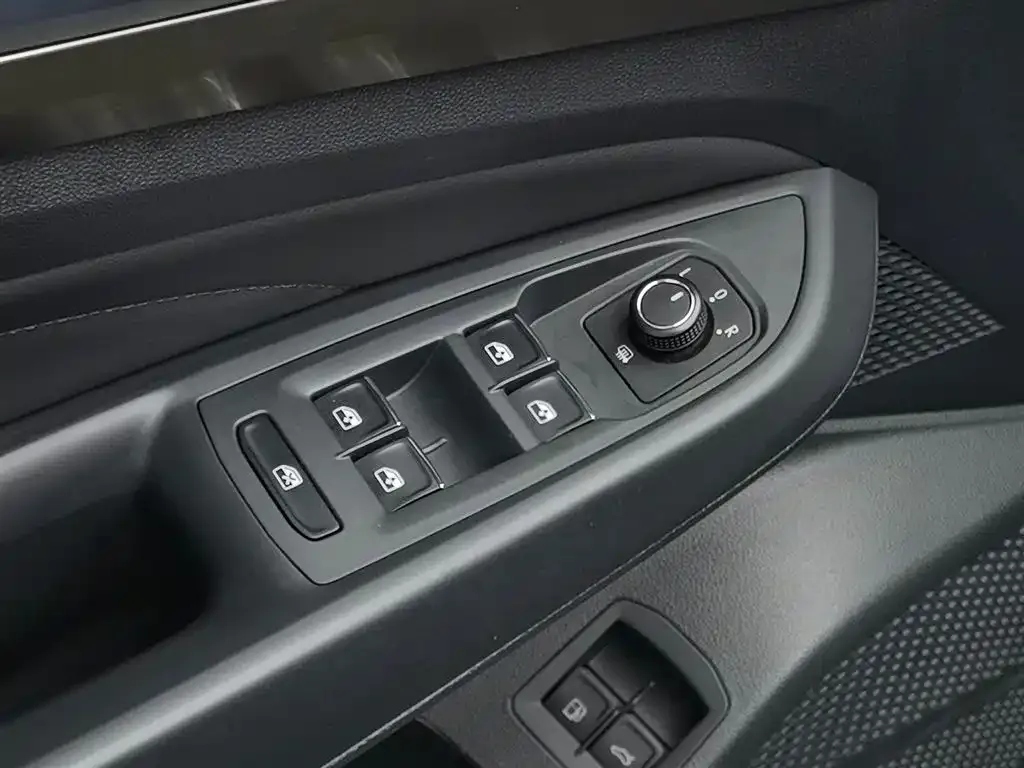Volkswagen 帕萨特插电混动 — фото 10