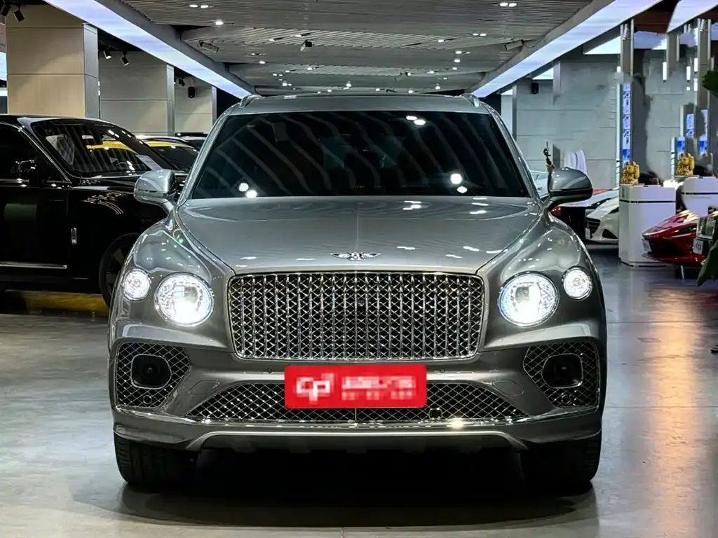 Bentley Bentayga — фото 5