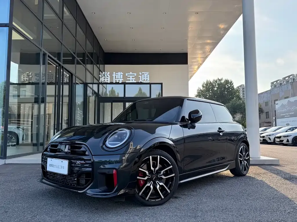MINI JCW (John Cooper Works) — фото 3