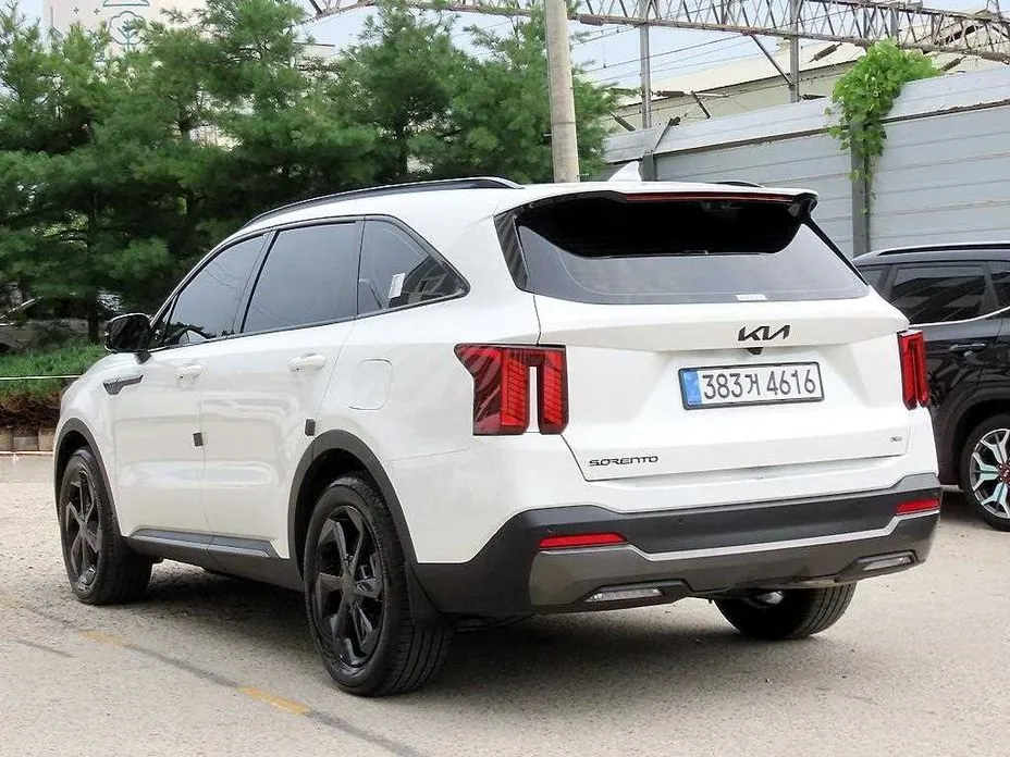 Kia Sorento — фото 3