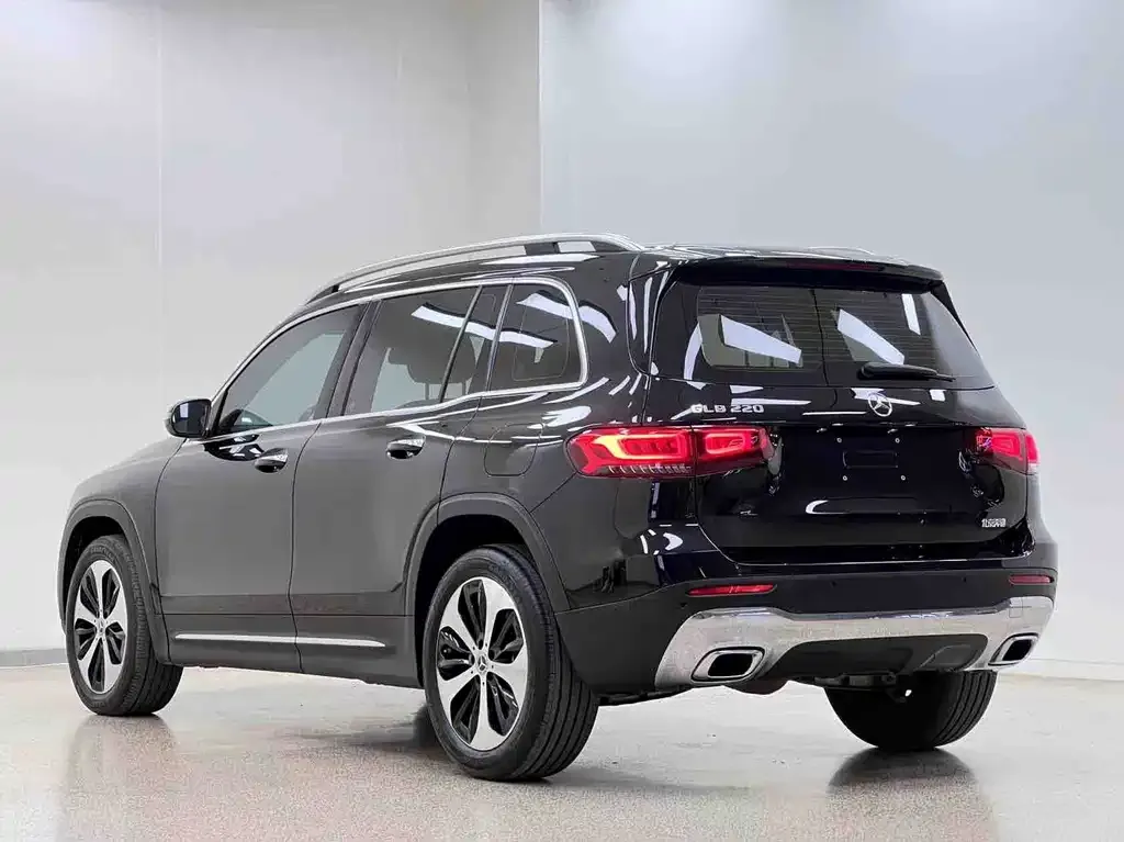 Mercedes-Benz GLB — фото 5