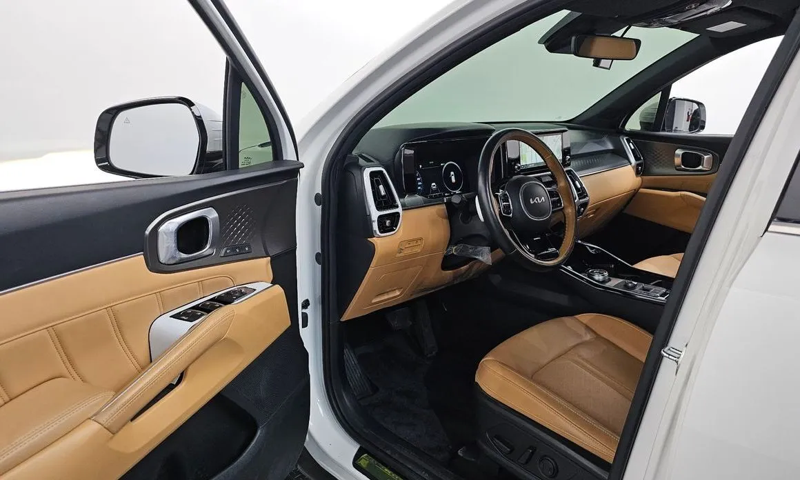 Kia Sorento — фото 9