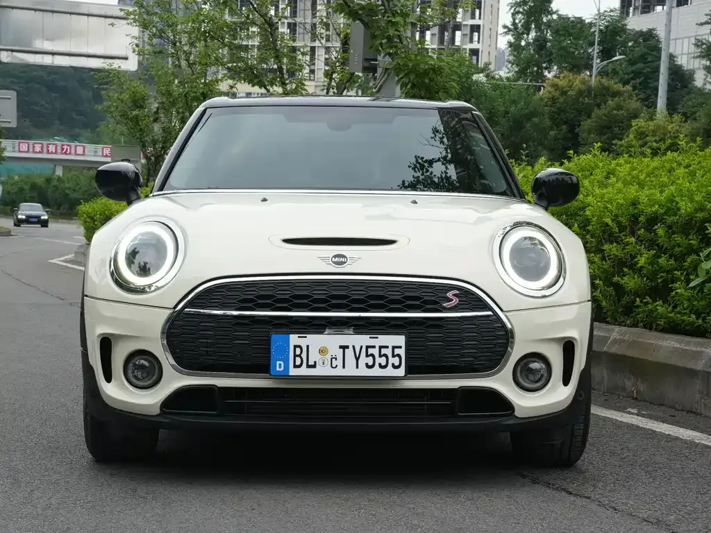 MINI Clubman — фото 10