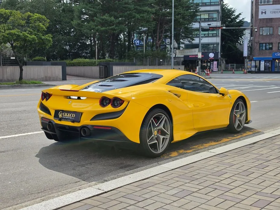 Ferrari F8 2022 из KR, фото 8