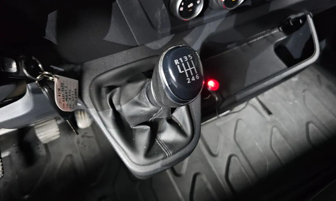 Renault Korea (Samsung) Master 2021 из KR, фото 7