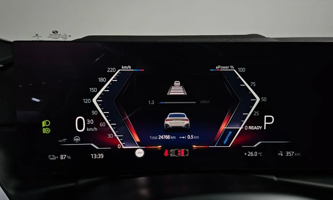 BMW i4 2023 из KR, фото 7