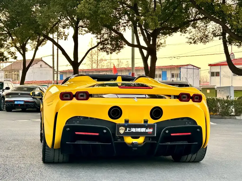 Ferrari SF90 — фото 10