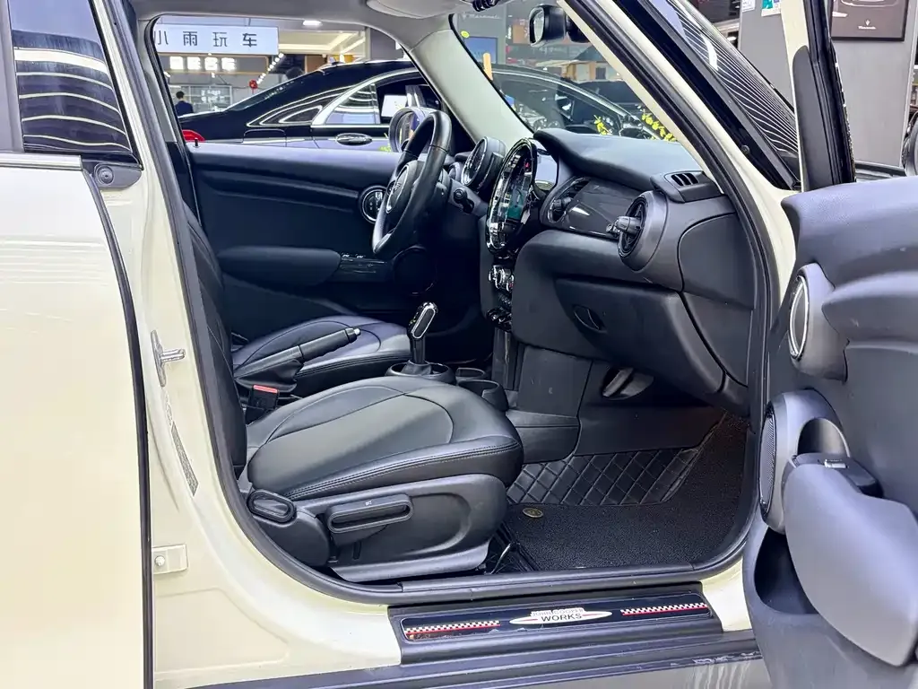 MINI Cooper (3-door) 2021 из CN, фото 9