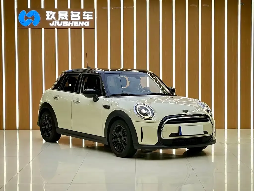 MINI Cooper (3-door) 2021 из CN, фото 3