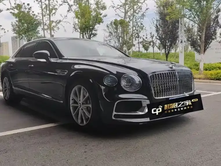 Bentley Flying Spur — фото 3