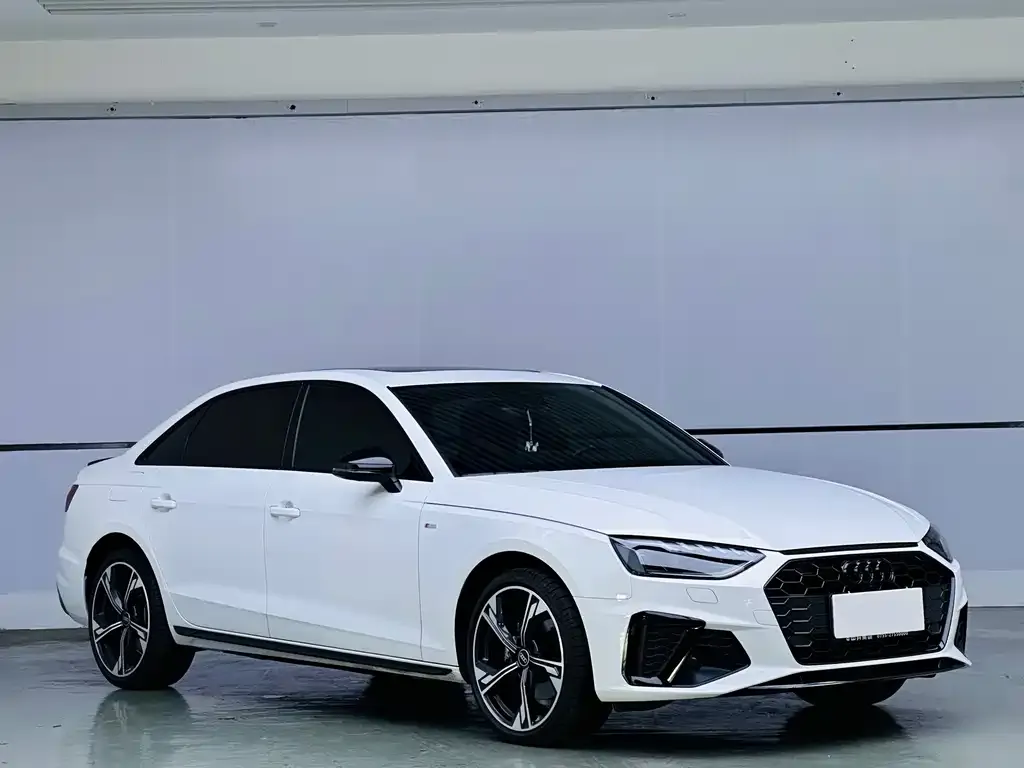 Audi A4L — фото 3