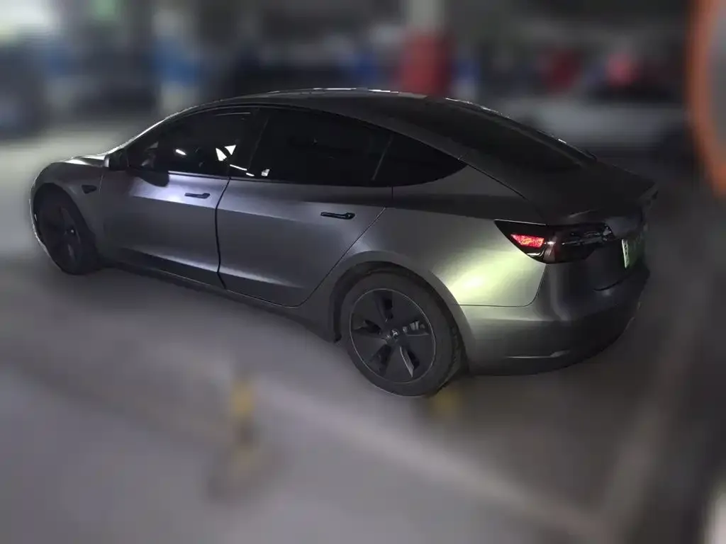 Tesla Model 3 — фото 5