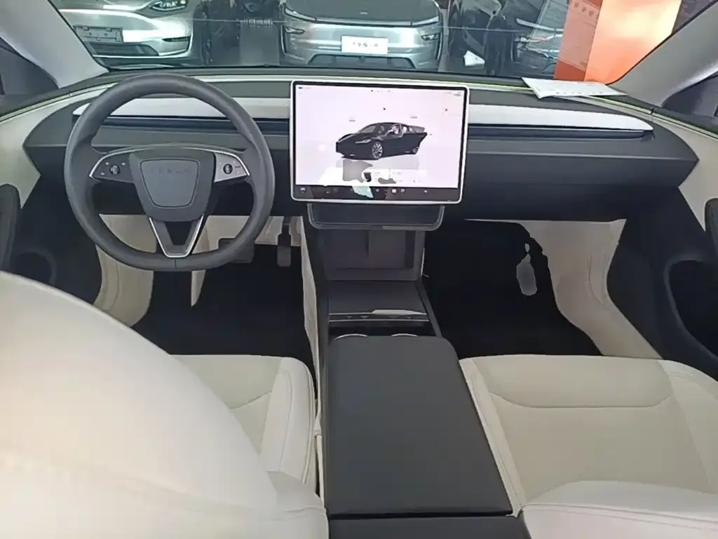 Tesla Model 3 — фото 3