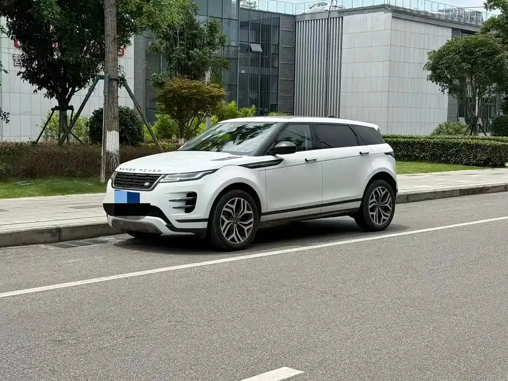 Land Rover Evoque — фото 1