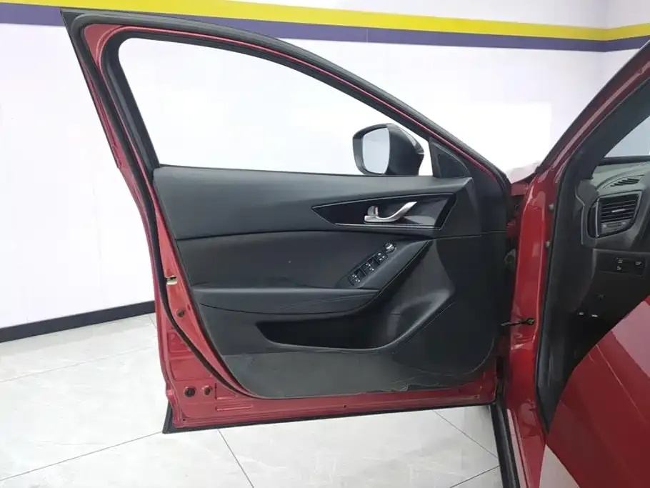 Mazda CX-4 2022 из CN, фото 4