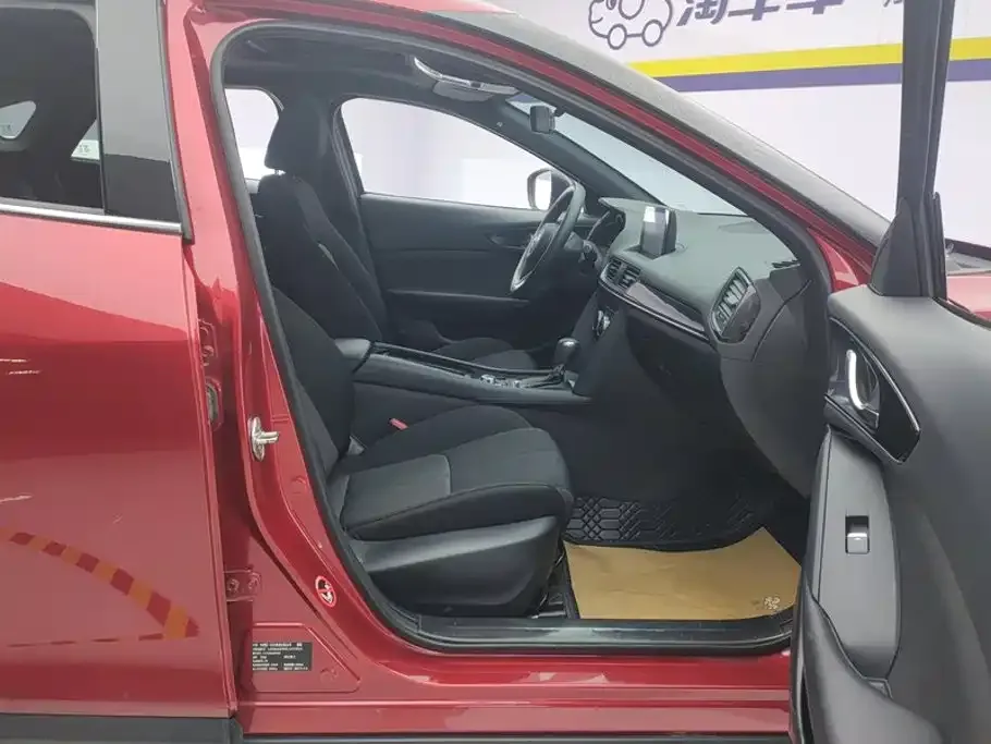 Mazda CX-4 2022 из CN, фото 7