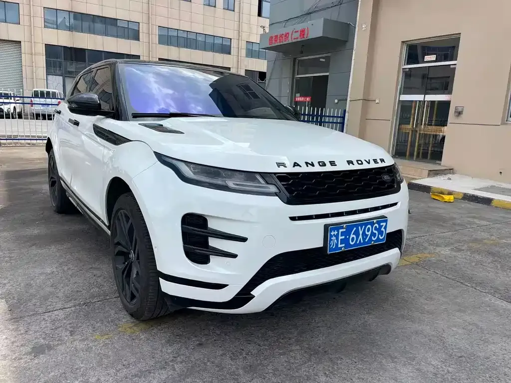 Land Rover Evoque — фото 1