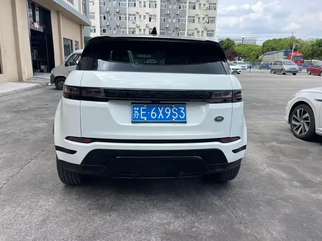 Land Rover Evoque — фото 6