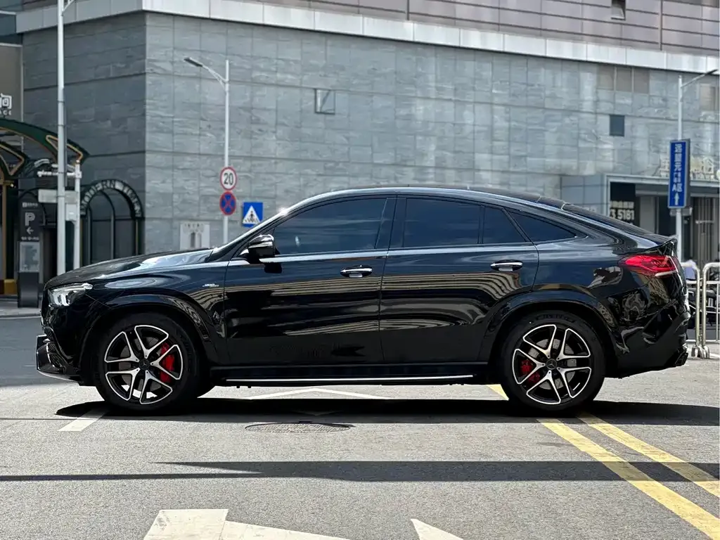 Mercedes-Benz GLE Coupe AMG — фото 5