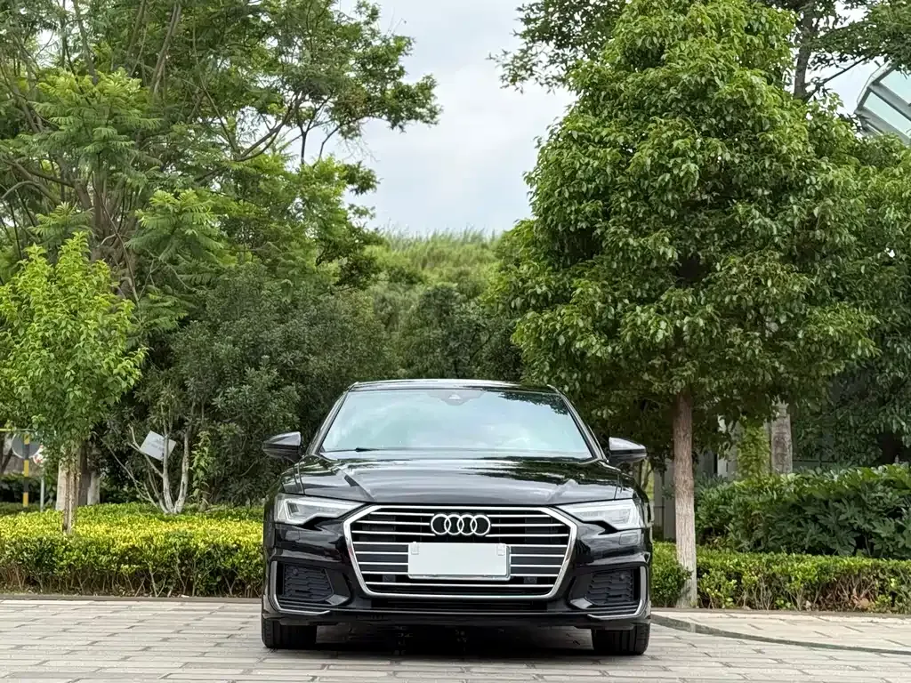 Audi A6L — фото 7