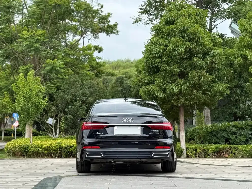 Audi A6L — фото 5