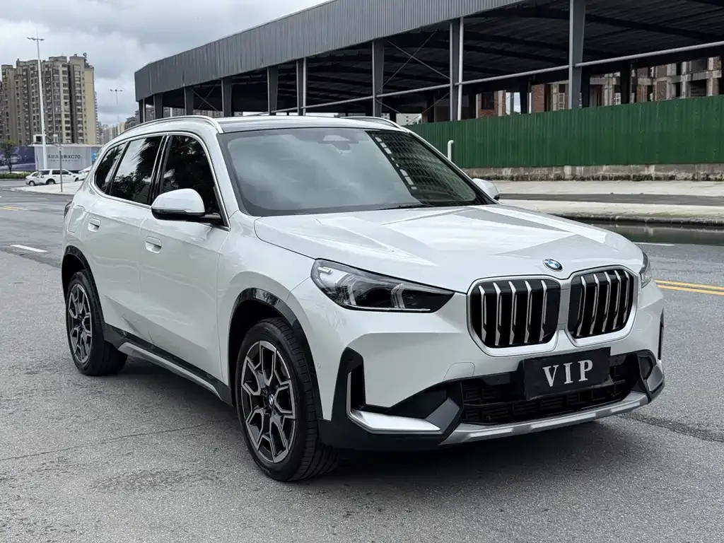 BMW X1 — фото 3