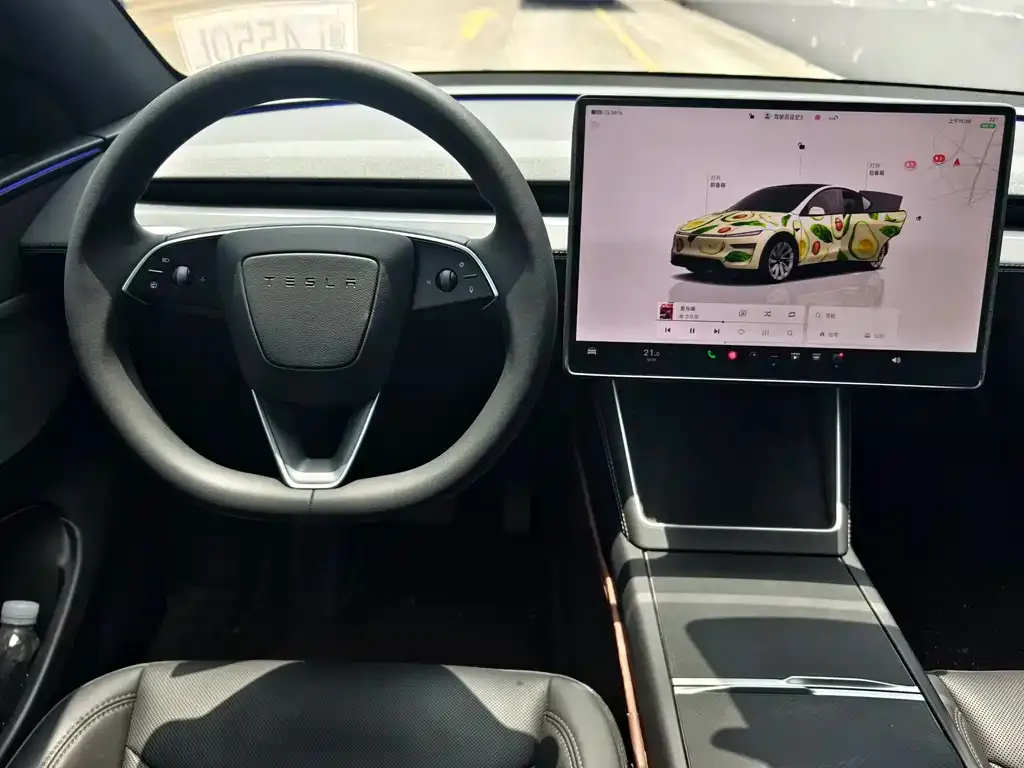 Tesla Model Y — фото 3