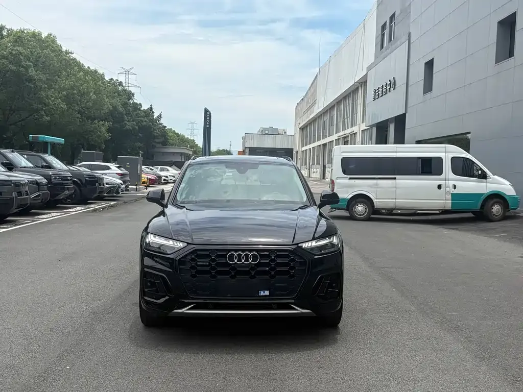 Audi Q5L 2023 из CN, фото 8