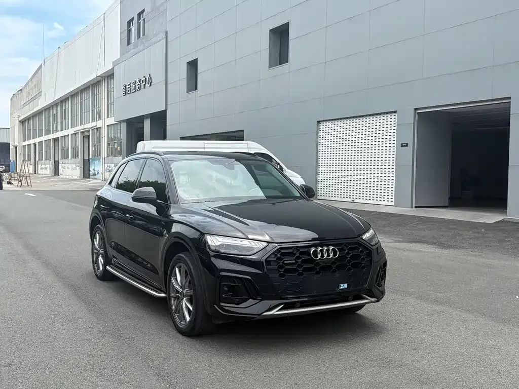 Audi Q5L 2023 из CN, фото 2