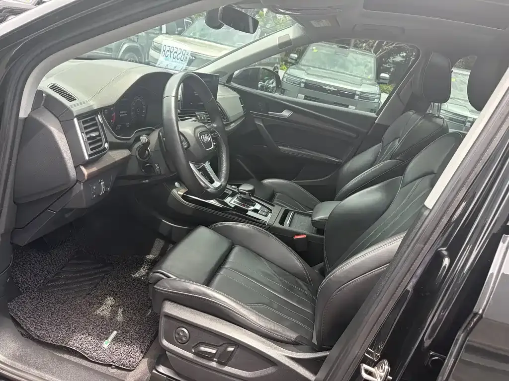 Audi Q5L 2023 из CN, фото 9