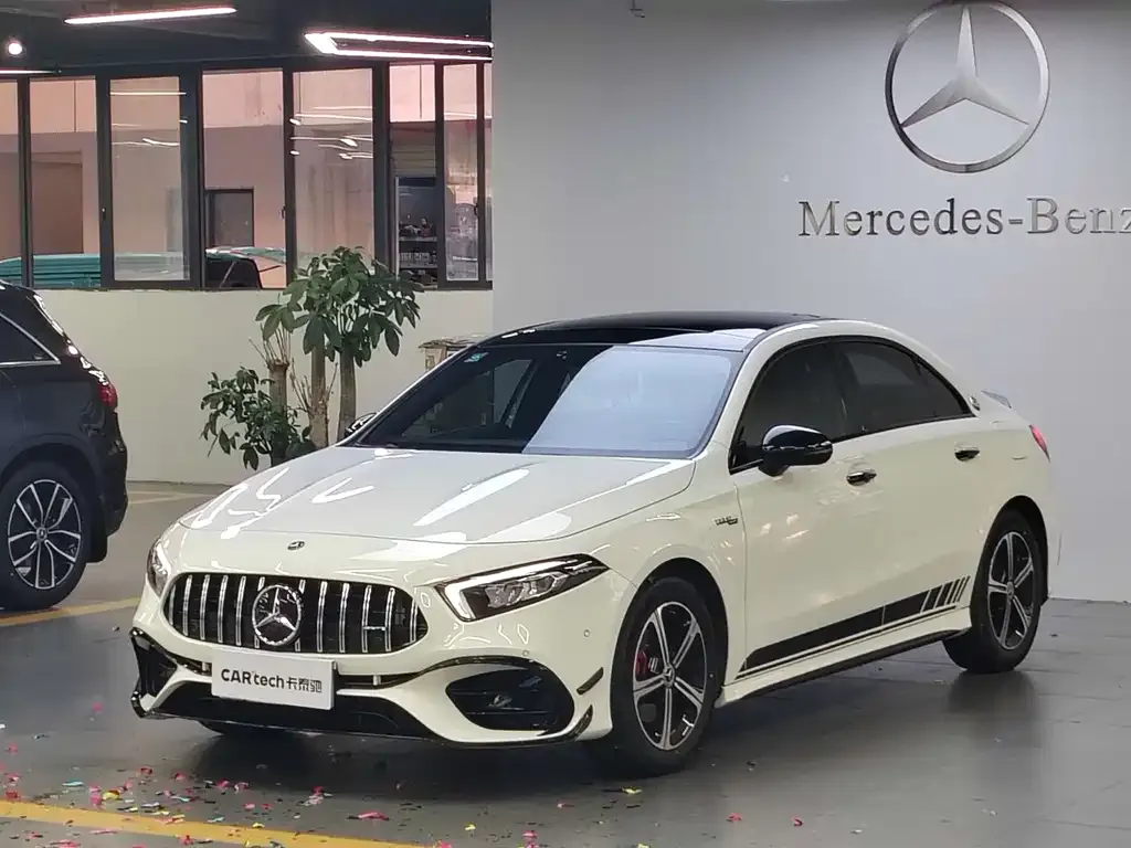 Mercedes-Benz A-Class — фото 1