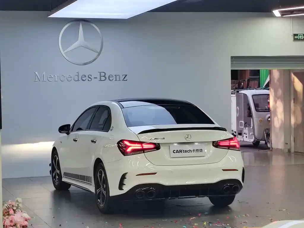 Mercedes-Benz A-Class — фото 4