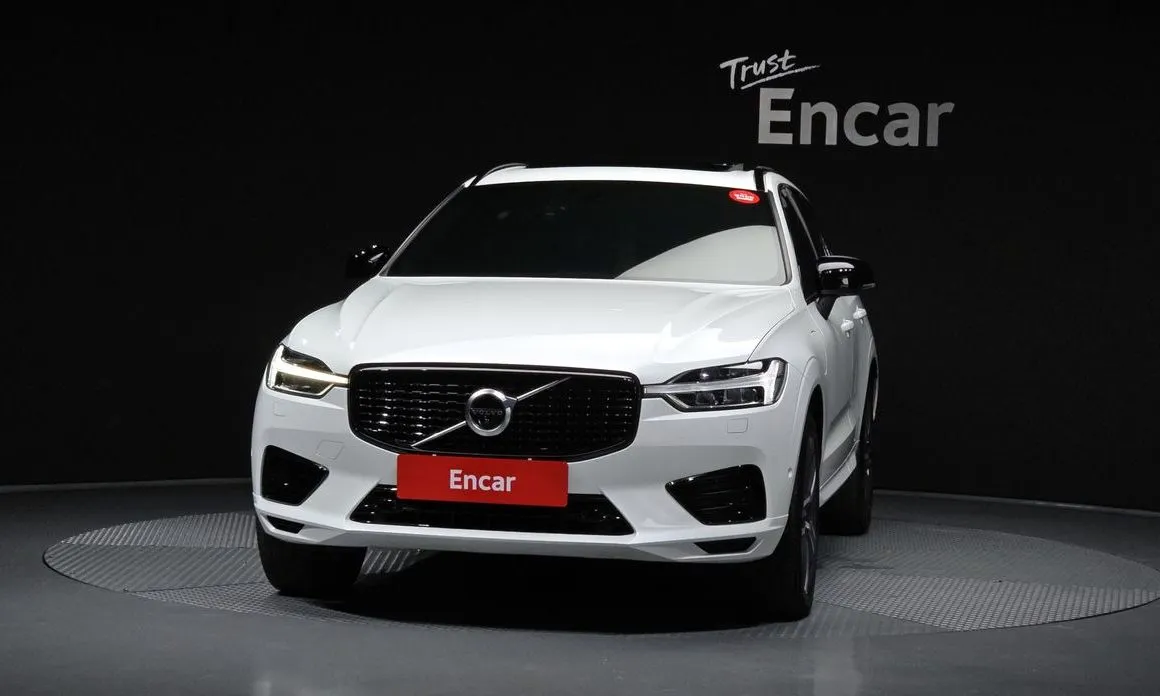 Volvo XC60 2021 из KR, фото 2