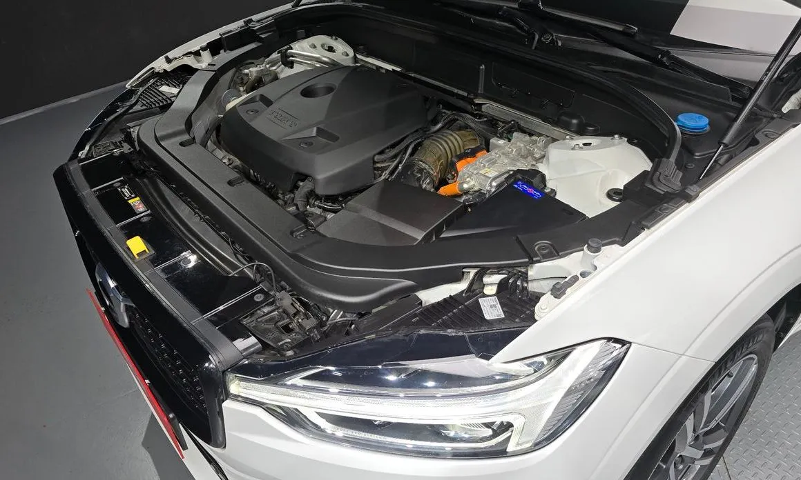 Volvo XC60 2021 из KR, фото 8