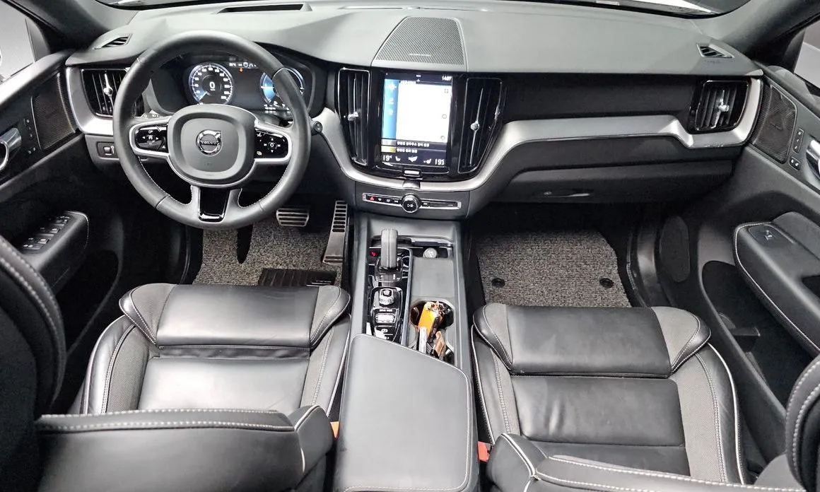 Volvo XC60 2021 из KR, фото 10