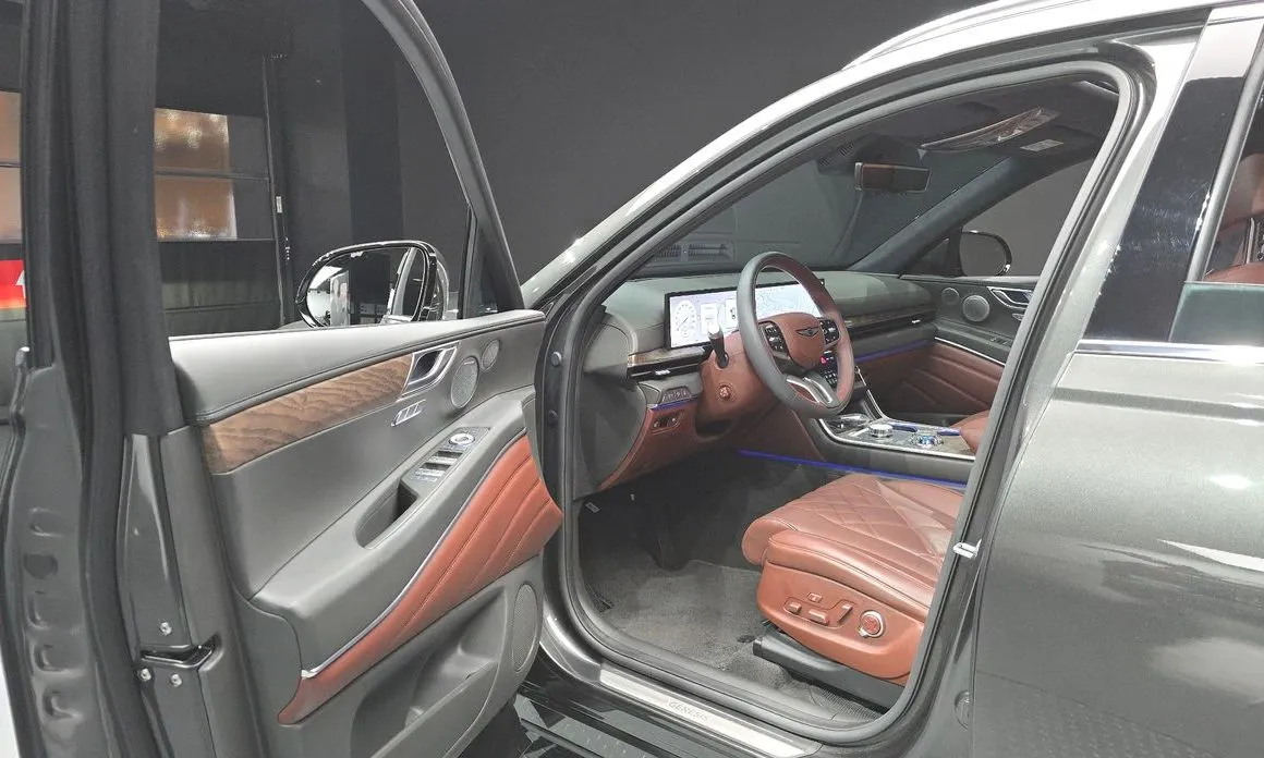 Genesis GV80 — фото 10