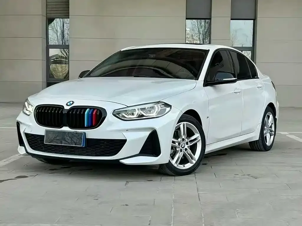BMW 1 Series — фото 1