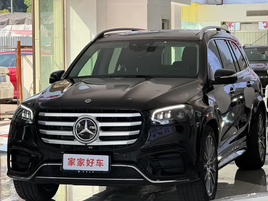 Mercedes-Benz GLS — фото 1