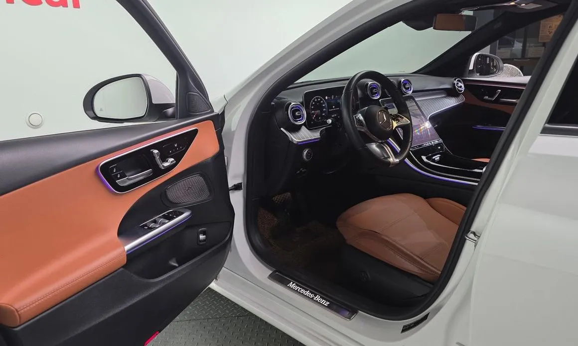 Mercedes-Benz C-Class 2023 из KR, фото 3