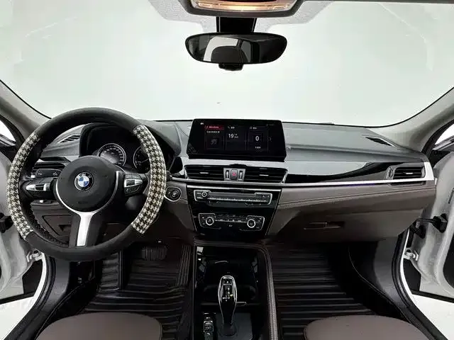 BMW X2 — фото 9