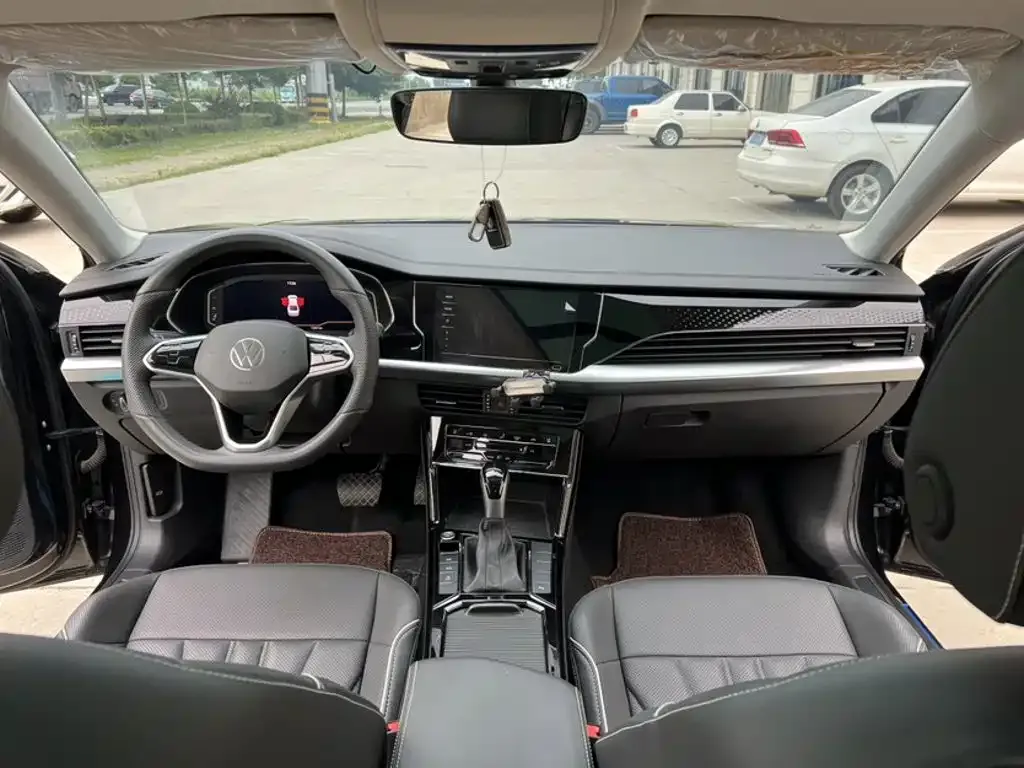 Volkswagen Passat — фото 8