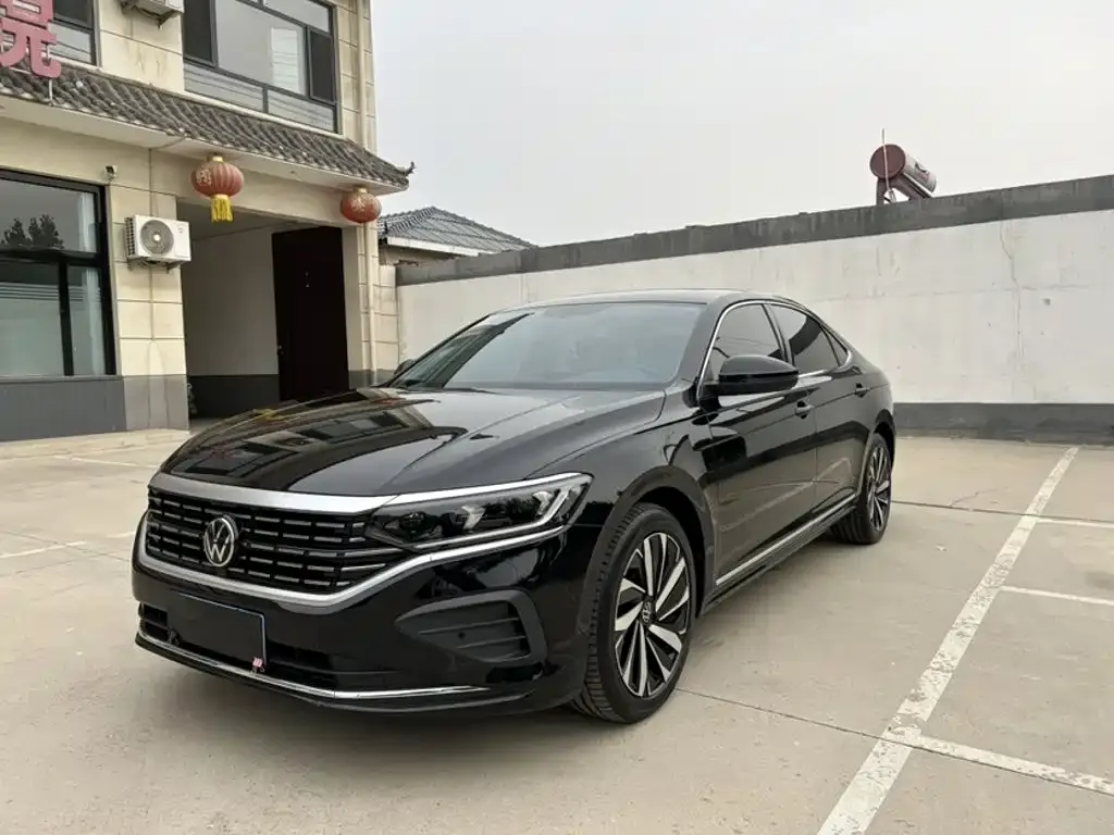 Volkswagen Passat — фото 4