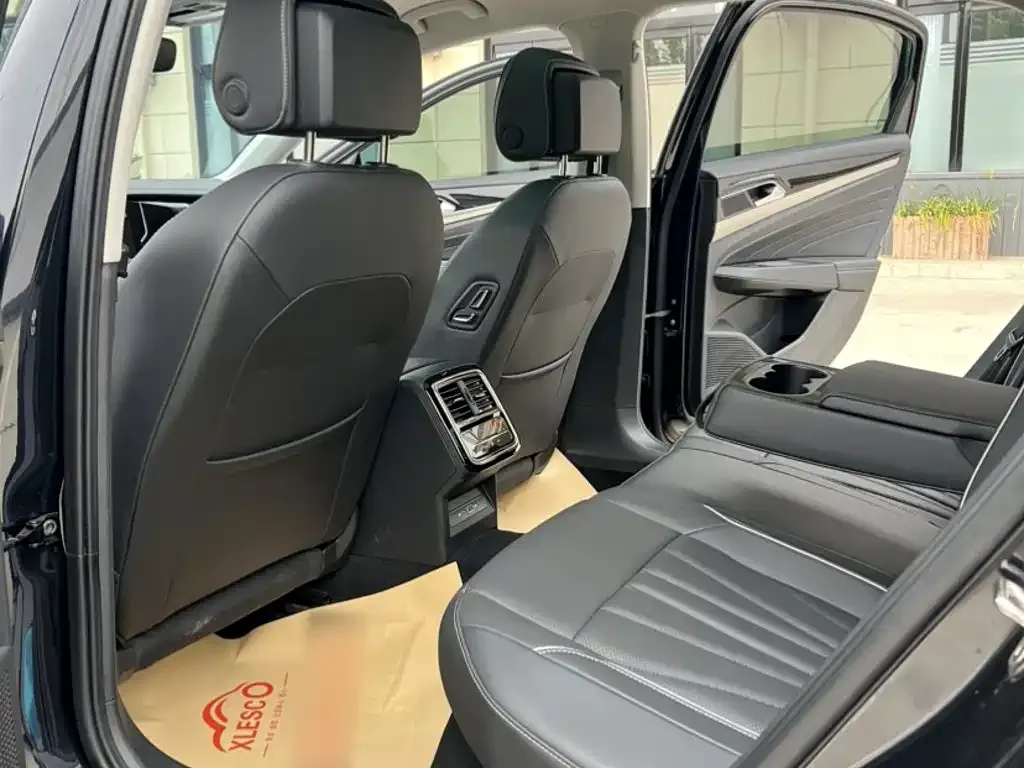Volkswagen Passat — фото 2