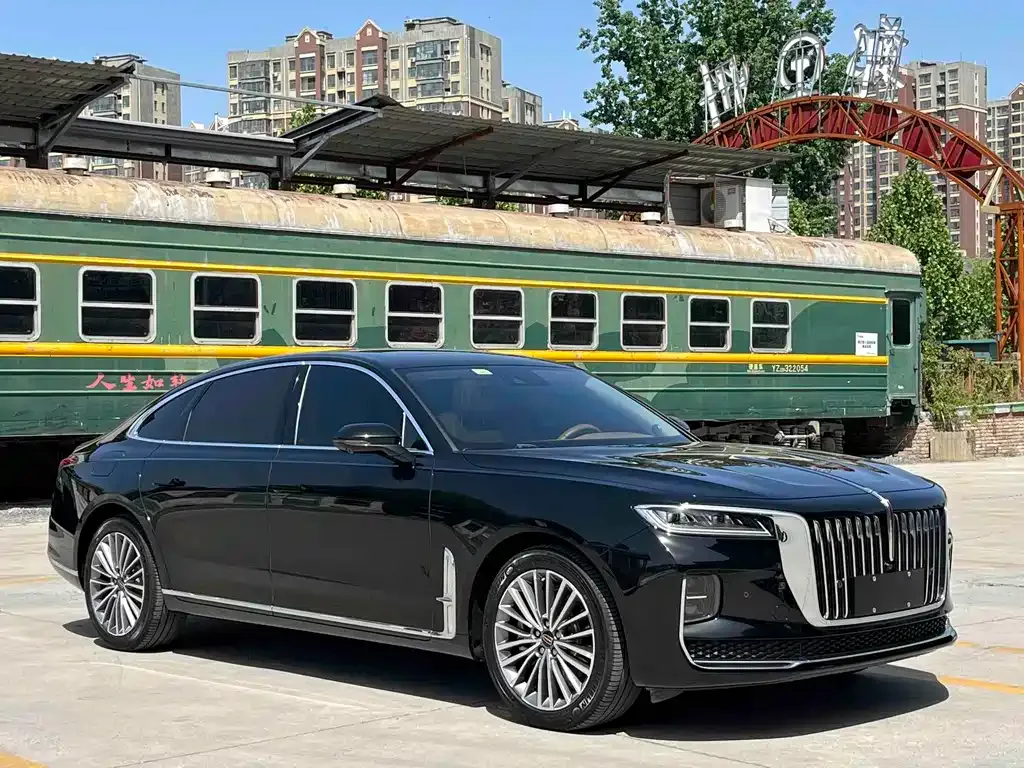 Hongqi H9 — фото 8