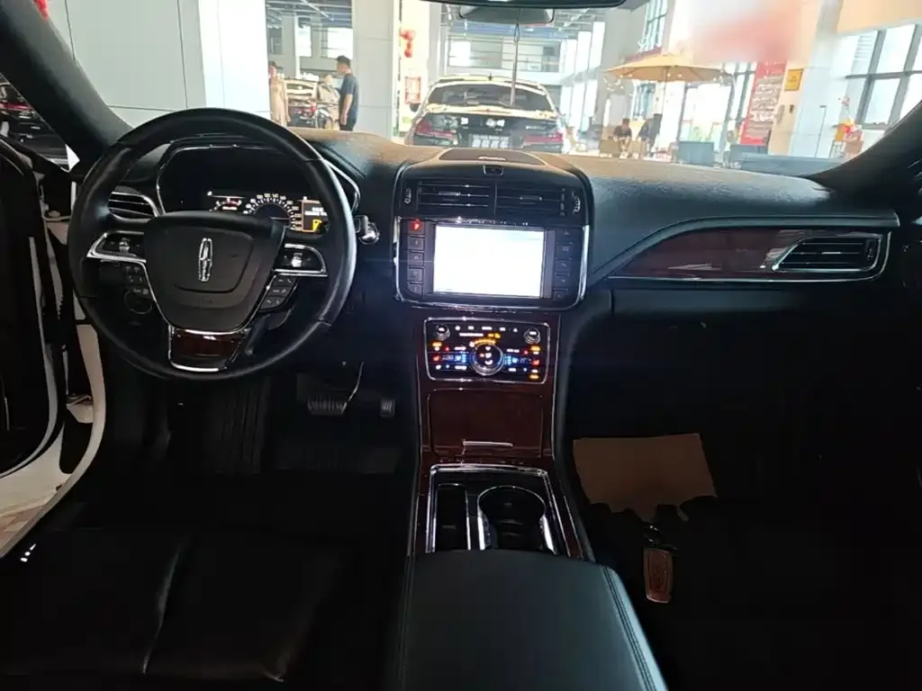 Lincoln Continental — фото 2