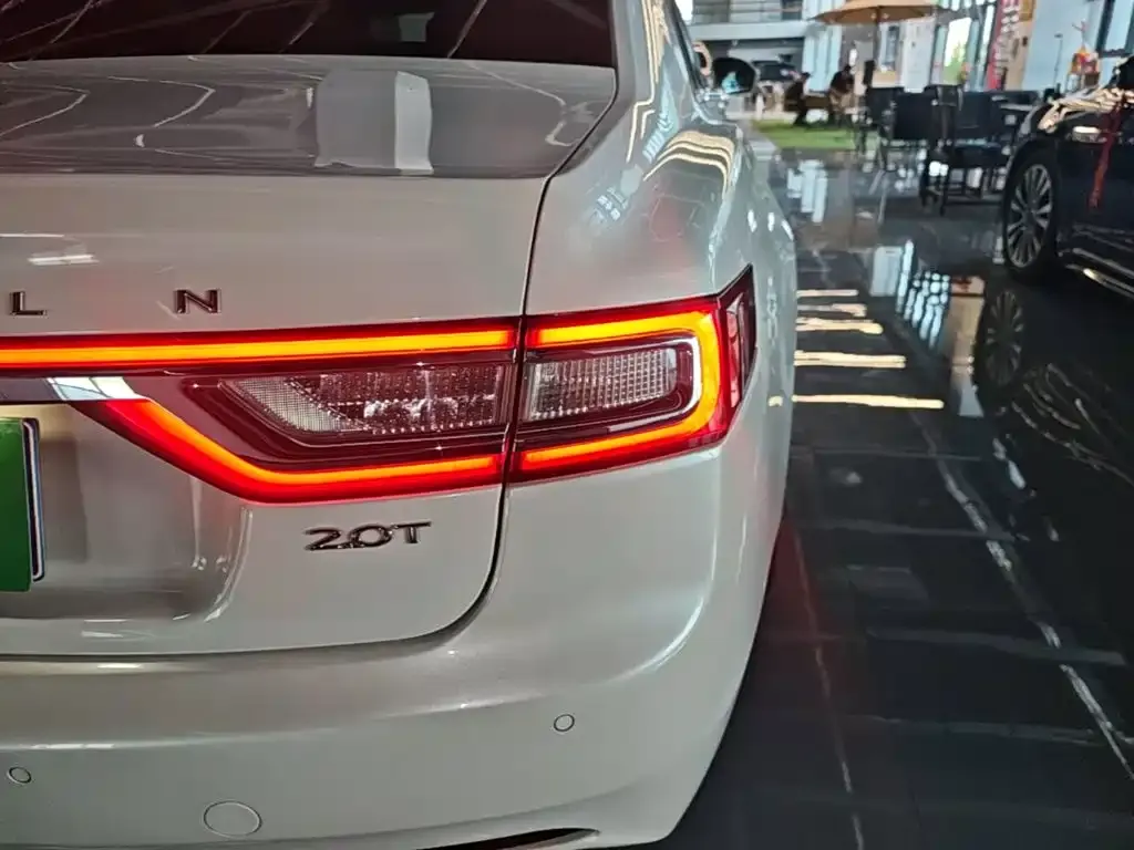 Lincoln Continental — фото 4