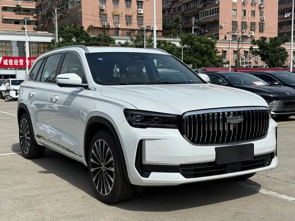 Geely Xingyue L — фото 9